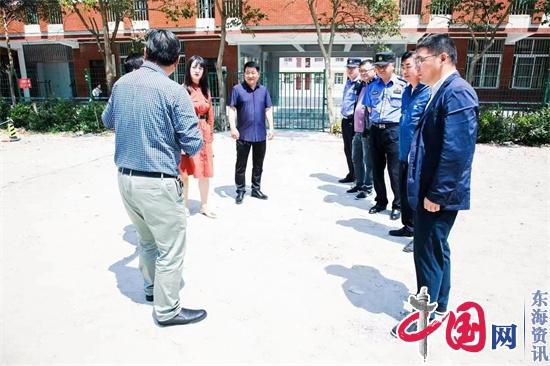 興化市垛田中心小學校車行車難、家長接送停車難“有事好商量”現場辦公一朝解 興化市垛田中心小學校車行車難、家長接送停車難“有事好商量”現場辦公一朝解