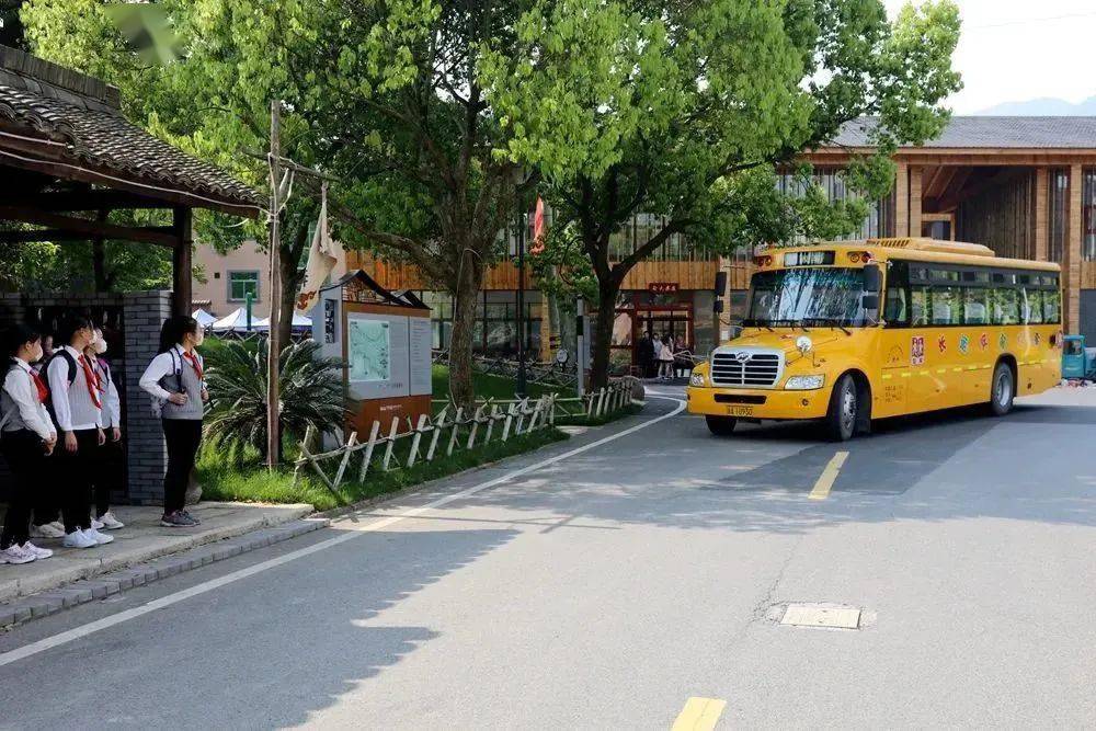 兒童友好|童心童行共享美好，校車提質(zhì)擴(kuò)面運(yùn)行，助力兒童友好城區(qū)建設(shè)！