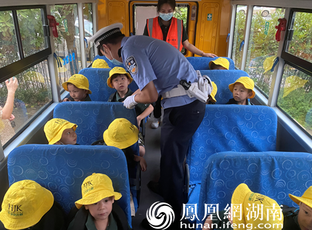 齊抓共管 長沙開福區將校車安全刻進年輪 齊抓共管 長沙開福區將校車安全刻進年輪