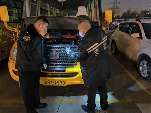 全力保障學生乘車安全!青島溫馨校車公司多舉措應對寒潮天氣 全力保障學生乘車安全!青島溫馨校車公司多舉措應對寒潮天氣
