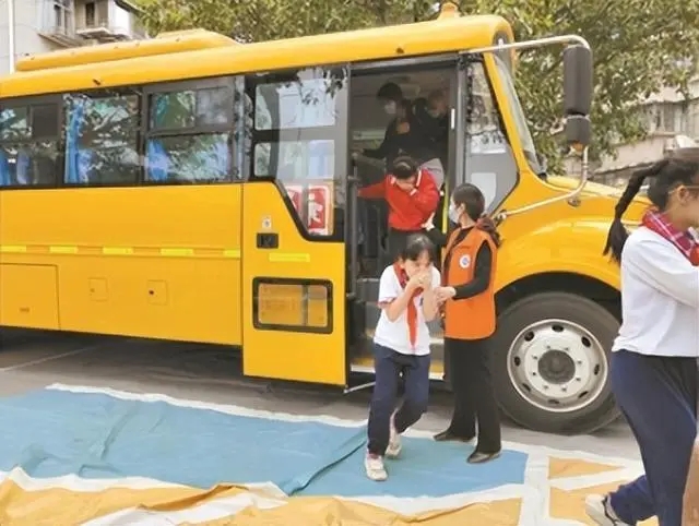 廣州市校車安全管理規(guī)定/ 廣州市校車安全管理規(guī)定