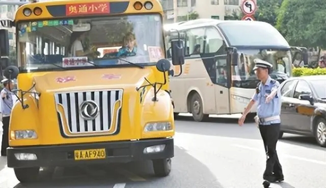 廣州市校車安全管理規(guī)定/ 廣州市校車安全管理規(guī)定