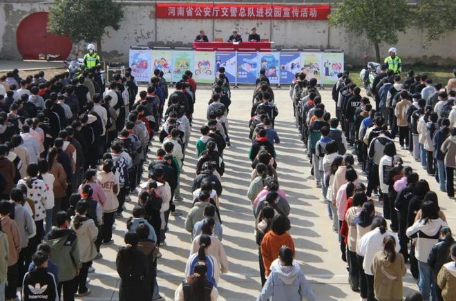 【豫筑平安】護校安園，河南交警在行動！