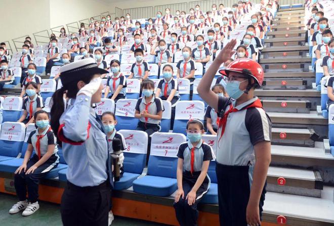 【豫筑平安】護校安園，河南交警在行動！