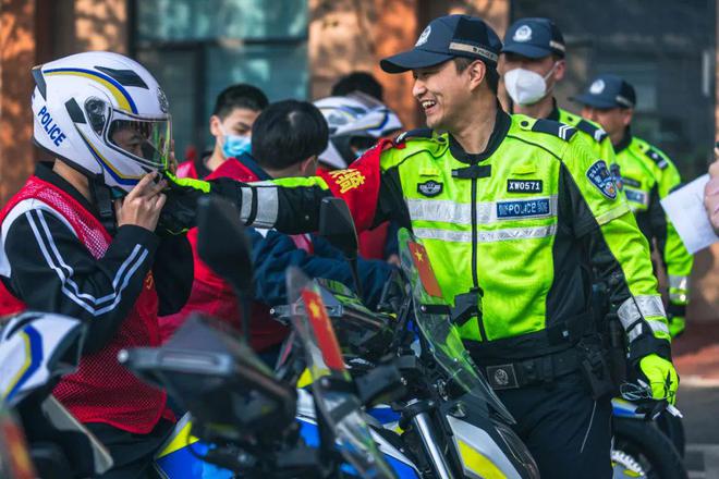 【豫筑平安】護校安園，河南交警在行動！