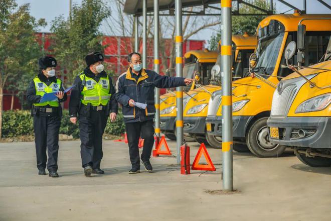 【豫筑平安】護校安園，河南交警在行動！
