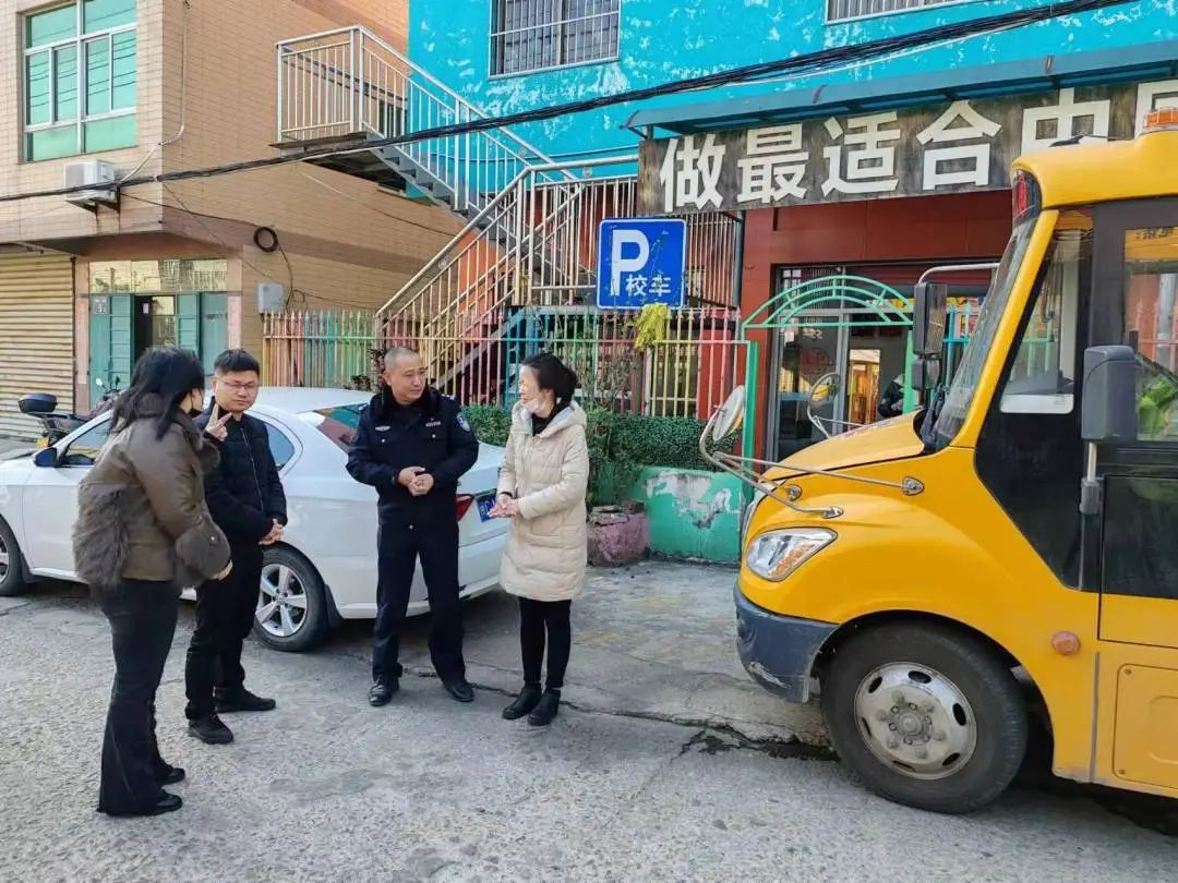 惠安縣開展2023年校車交通安全“雙隨機、一公開”跨部門聯合抽查 圖片