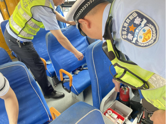 事關開學!韶關交警開展校車安全大檢查! 圖片