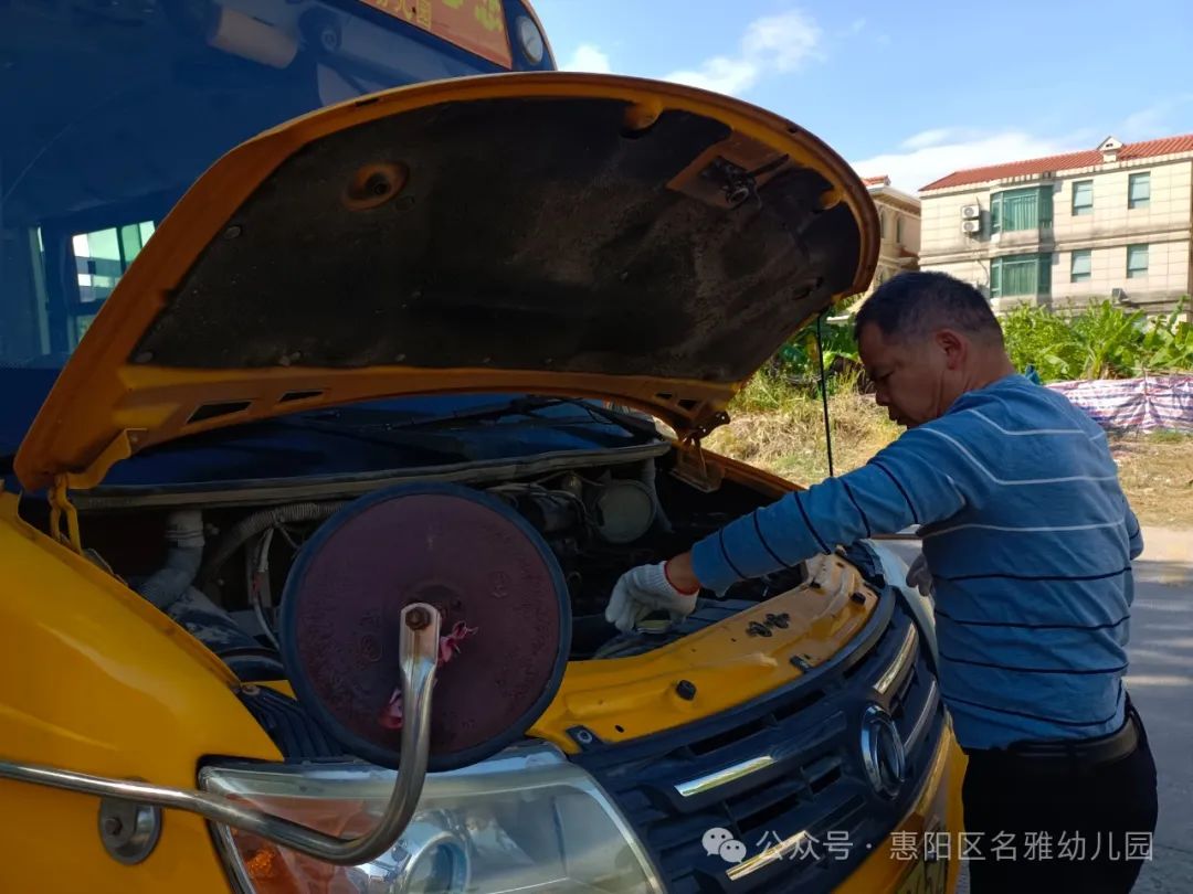 【校車安全】快樂乘車,安全“童”行——名雅幼兒園校車安全演練 圖片