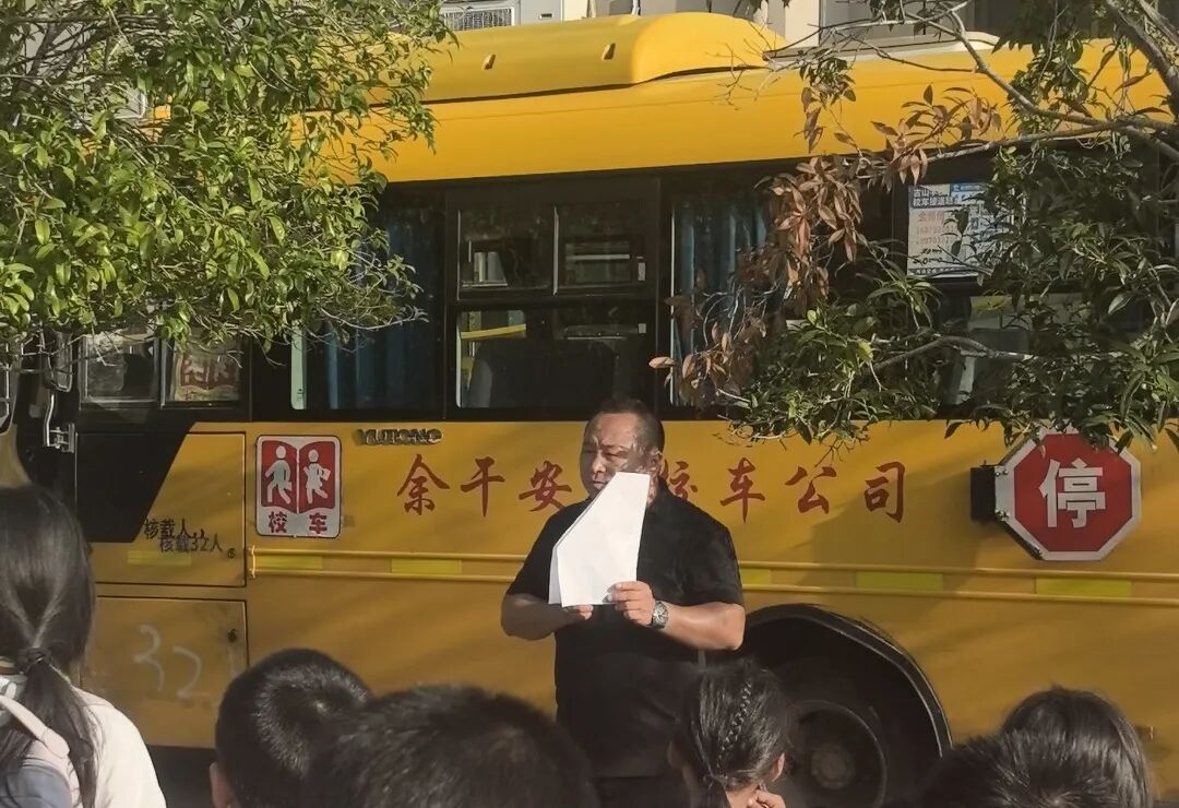 以練筑安全，守護上學路——古埠鎮中心小學開展校車安全應急演練