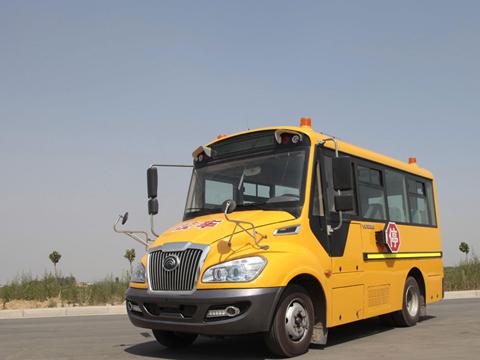 校車:不上“兩會(huì)”也應(yīng)被持續(xù)關(guān)注 校車:不上“兩會(huì)”也應(yīng)被持續(xù)關(guān)注