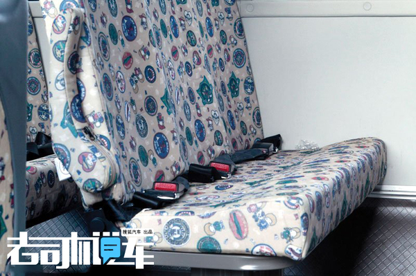 開學季家長必看！孩子這樣坐校車才安全