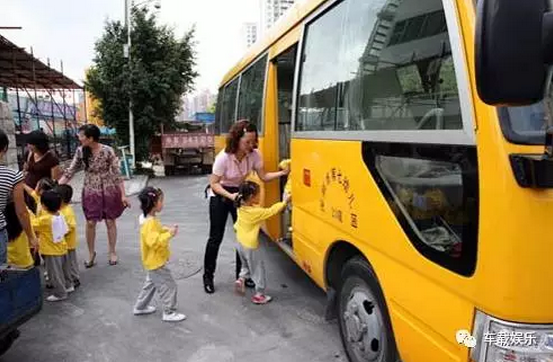 11名中韓兒童命喪車禍,血的教訓何時才能避免? 11名中韓兒童命喪車禍,血的教訓何時才能避免?