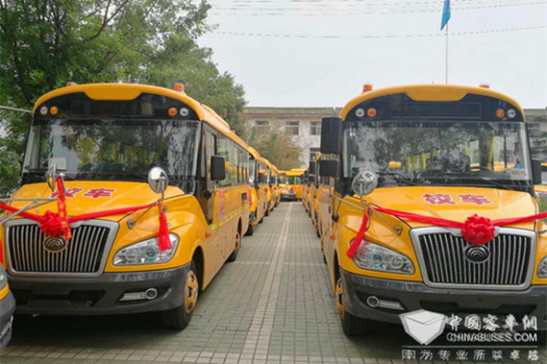 盤點2017年度“安全無憂校車”之星 盤點2017年度“安全無憂校車”之星