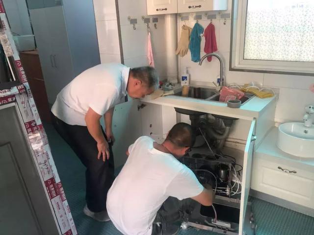 愛的護(hù)航：開封市教育系統(tǒng)幼兒園開學(xué)前后勤保障工作