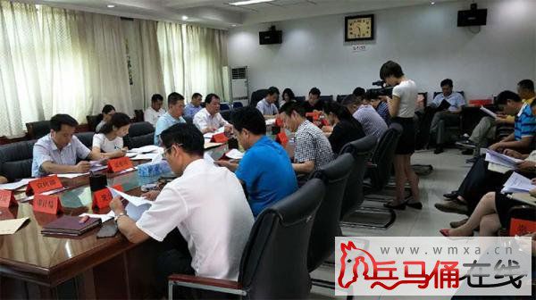 陜西西安高陵區召開2017年第三次校車安全管理聯席會議