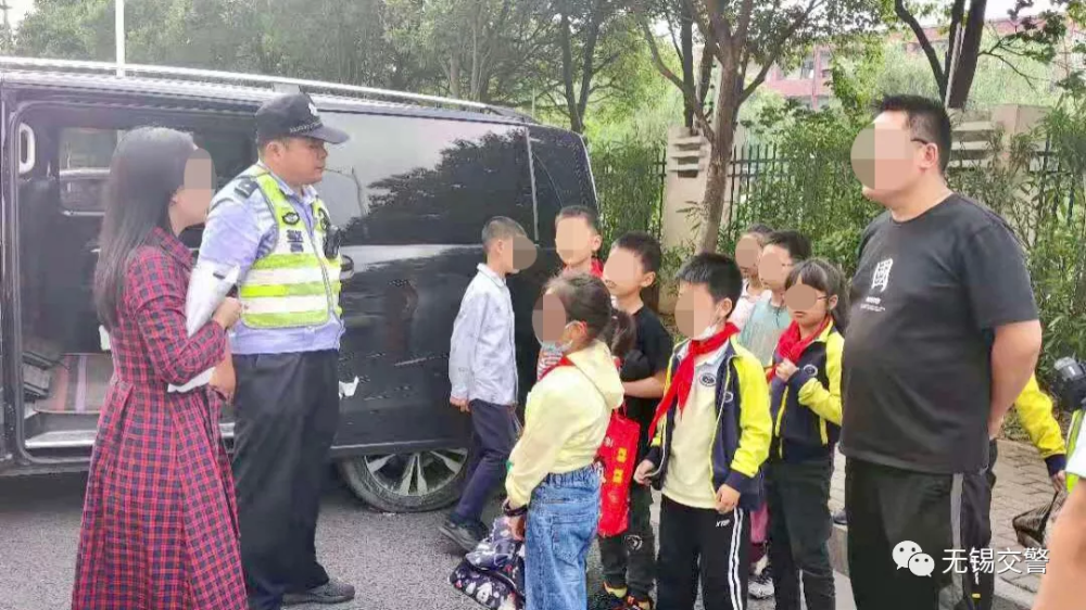 這樣的“黑校車”，你敢讓孩子坐嗎？