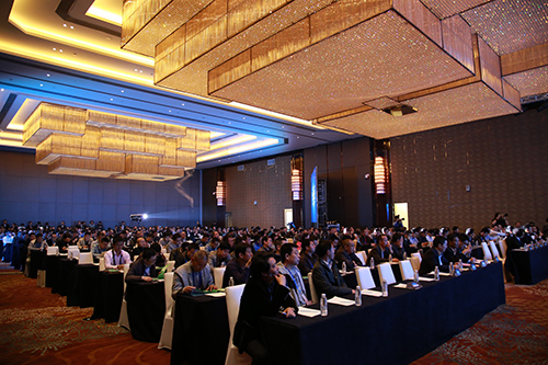 宇通發布純電動公交整體解決方案 —— 助推新能源公交市場化 領軍企業再發力 宇通發布純電動公交整體解決方案 —— 助推新能源公交市場化 領軍企業再發力