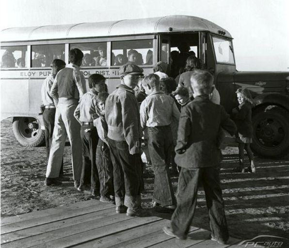 回顧校車歷史 看美國(guó)徹頭徹尾特權(quán)校車 回顧校車歷史 看美國(guó)徹頭徹尾特權(quán)校車