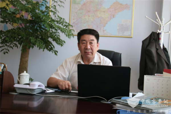 以安全的名義!臨沭統一校車公司的“宇通情結”