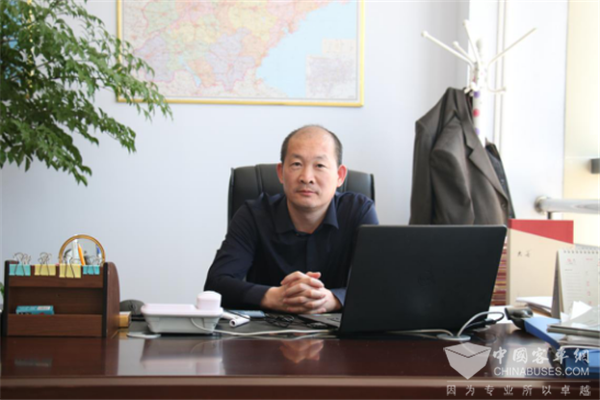 以安全的名義!臨沭統一校車公司的“宇通情結”