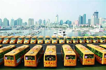 13萬城鄉學子坐上專業校車