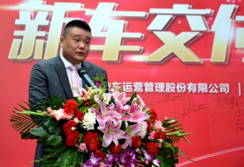 安全不放暑假 起點校車交付百輛全新校車 安全不放暑假 起點校車交付百輛全新校車