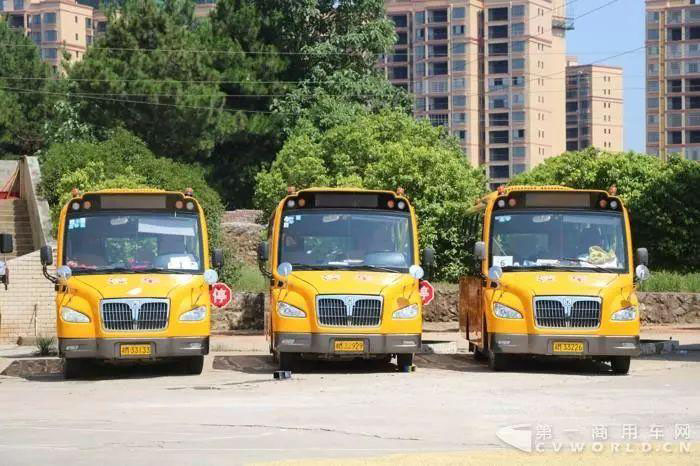 市場(chǎng)占有率高達(dá)80% 這家企業(yè)成功攻下湖南校車市場(chǎng)