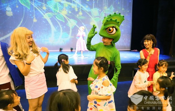 漫漫暑期 《神奇校車》親子劇邀你赴一場充滿童真的別樣旅程 漫漫暑期 《神奇校車》親子劇邀你赴一場充滿童真的別樣旅程