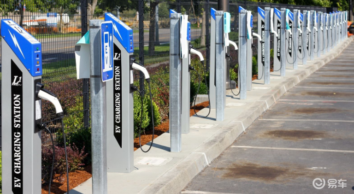 油價暴跌,燃油車限行取消!電動車的競爭力會就此喪失嗎? 油價暴跌,燃油車限行取消!電動車的競爭力會就此喪失嗎?