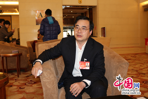 委員柳崇禧:當前多數校車在技術層面有安全保障 委員柳崇禧:當前多數校車在技術層面有安全保障