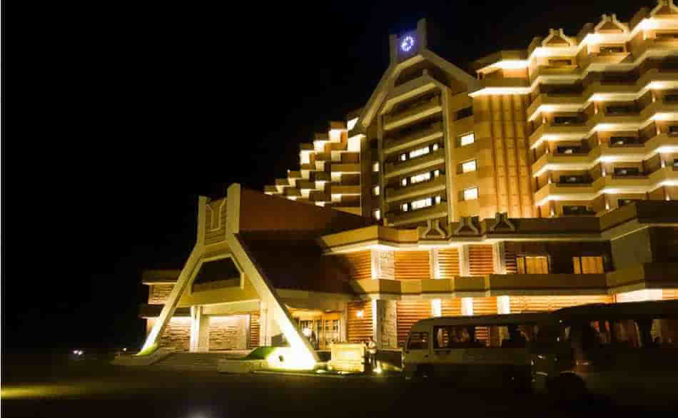 老外游朝鮮時拍的照片 校車畫面有點驚人