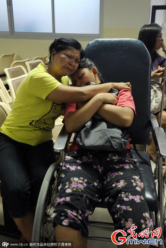 泰國校車發生車禍致十幾人喪生