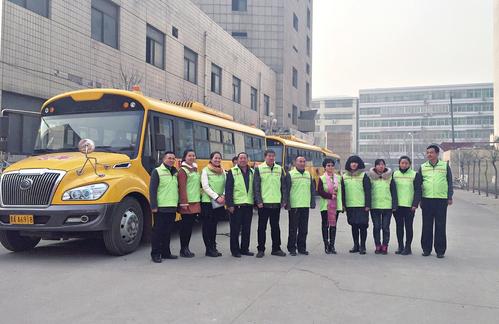 “袋鼠行動”全力護航校車安全——山西童華陽光校車公司舉辦“校車安全大講堂” “袋鼠行動”全力護航校車安全——山西童華陽光校車公司舉辦“校車安全大講堂”