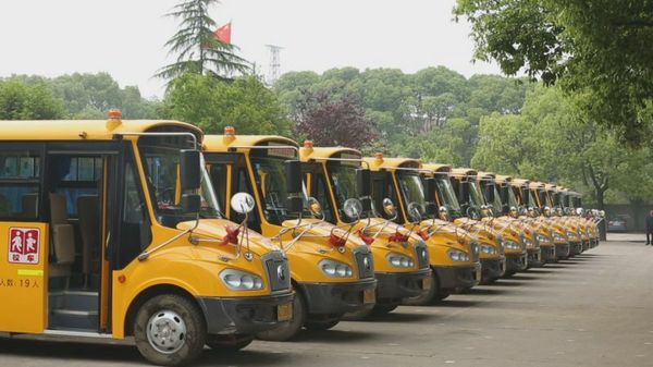 宇通校車安全大講堂湖南常德開講