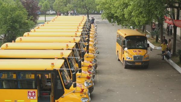 宇通校車安全大講堂湖南常德開講