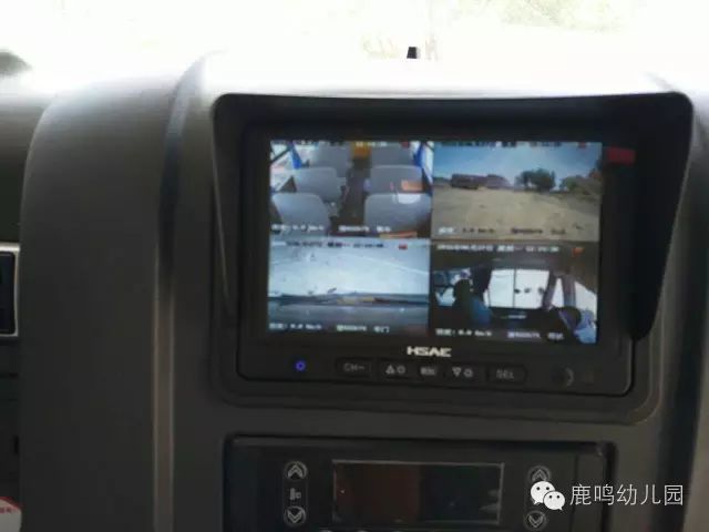 天津鹿鳴幼兒園校車來了/ 天津鹿鳴幼兒園校車來了