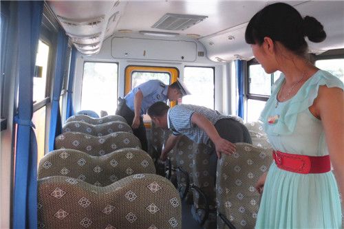 開展暑期培訓,校車安全同樣不能松懈 開展暑期培訓,校車安全同樣不能松懈