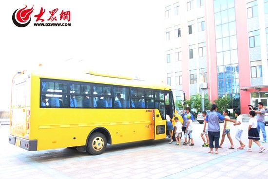 日照山海天幼兒園校車安全消防演練/ 日照山海天幼兒園校車安全消防演練