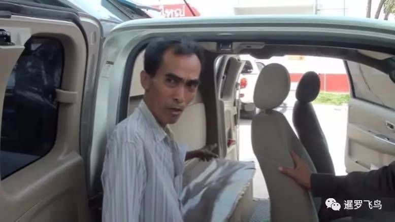 泰國6歲小男孩被鎖校車5小時后陷入昏迷 司機自首 泰國6歲小男孩被鎖校車5小時后陷入昏迷 司機自首