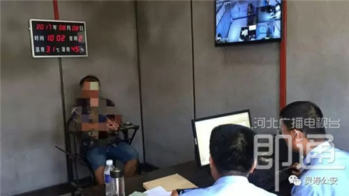 河北石家莊查處一輛黑校車 僅5座位卻塞進35名幼童 河北石家莊查處一輛黑校車 僅5座位卻塞進35名幼童