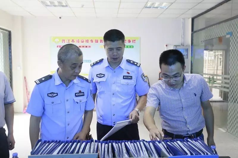 福建晉江開展校車安全管理專項督查/ 福建晉江開展校車安全管理專項督查