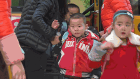 在農(nóng)村，校車已不僅僅是校車