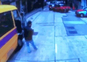 香港“無人校車”失控致3死11傷,初步懷疑手剎沒拉好 香港“無人校車”失控致3死11傷,初步懷疑手剎沒拉好