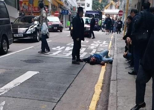 香港“無人校車”失控致3死11傷,初步懷疑手剎沒拉好 香港“無人校車”失控致3死11傷,初步懷疑手剎沒拉好
