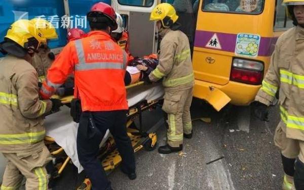 香港校車又出事!猛撞護欄 學童受困9人傷 香港校車又出事!猛撞護欄 學童受困9人傷