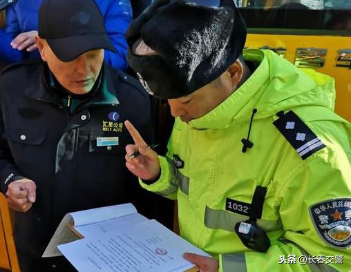 強化校車檢查，筑牢安全防線，“校車安全”這根弦堅決不能松！