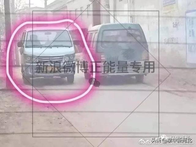 邯鄲成安:面包車變身“黑校車”暢通無阻 邯鄲成安:面包車變身“黑校車”暢通無阻