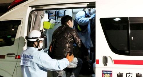 日本大貨車追尾校車釀嚴重事故 10多名師生受傷送院 日本大貨車追尾校車釀嚴重事故 10多名師生受傷送院