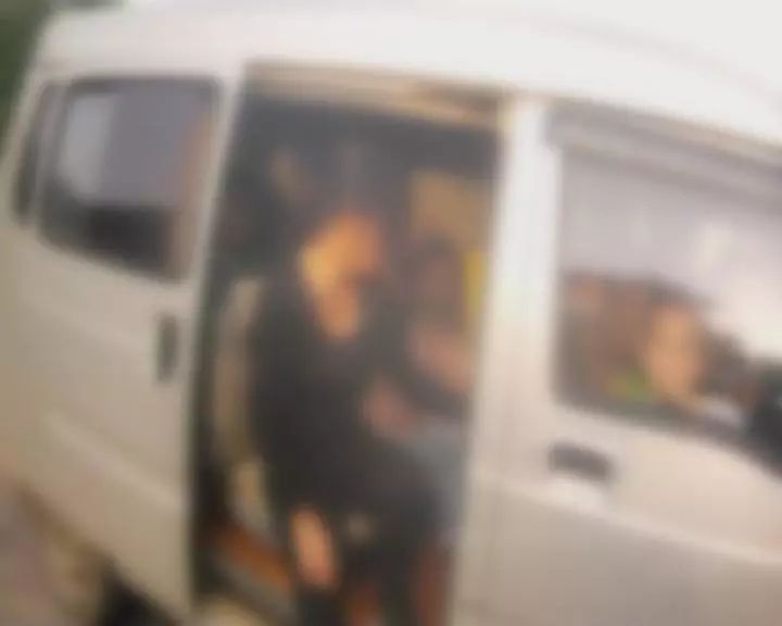 罰錢+刑拘，湘潭一“黑校車”被查！